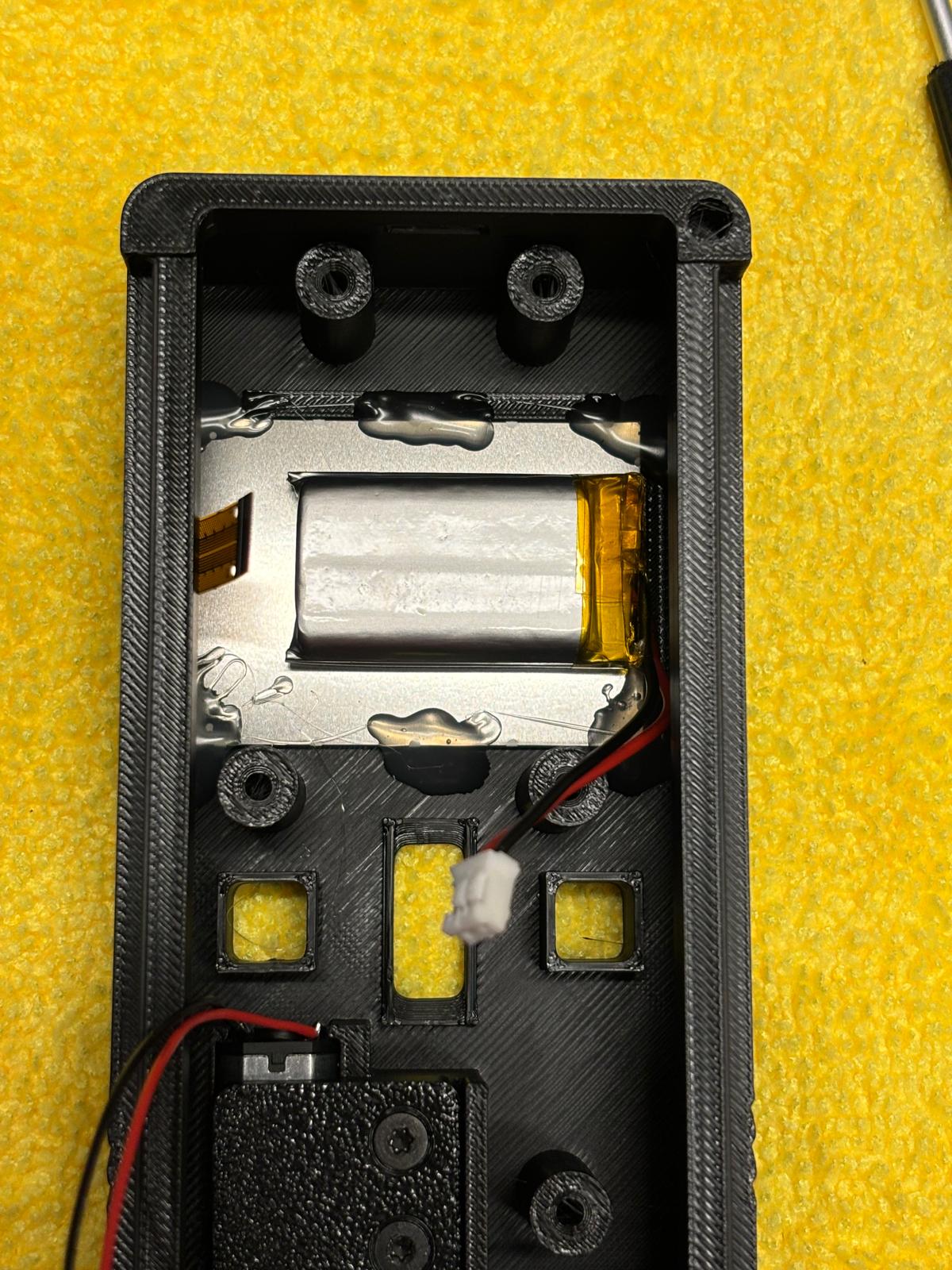 Screen, battery, and motor layout reference